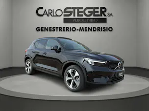 VOLVO XC40 B3 Benzin Mild Hybrid Plus Dark DCT