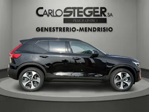 VOLVO XC40 B3 Benzin Mild Hybrid Plus Dark DCT