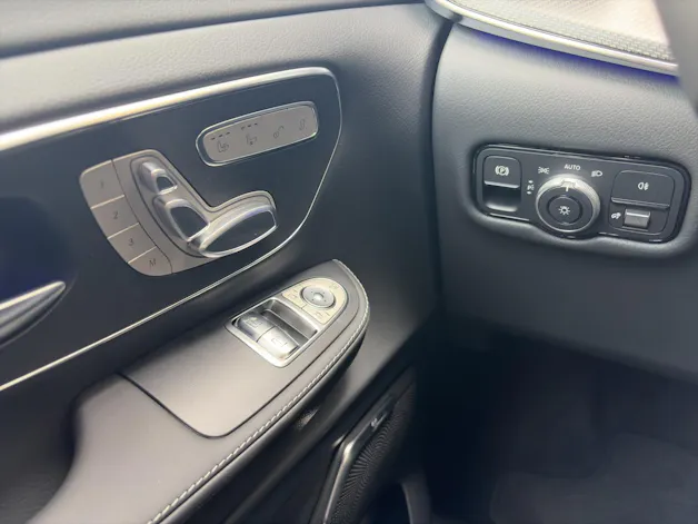 Mercedes-Benz V 300 d lang 4Matic Swiss Edition 9G-Tronic