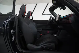 MINI Cooper John Cooper Works Cabriolet DKG