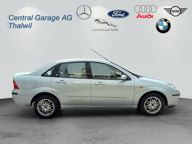 Ford Focus 2.0i 16V Ghia
