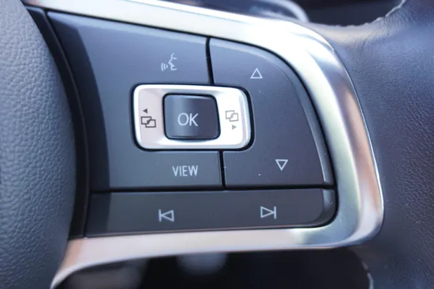 VW Tiguan Allspace 2.0 TDI SCR Highline 4Motion DSG R-LINE!!!