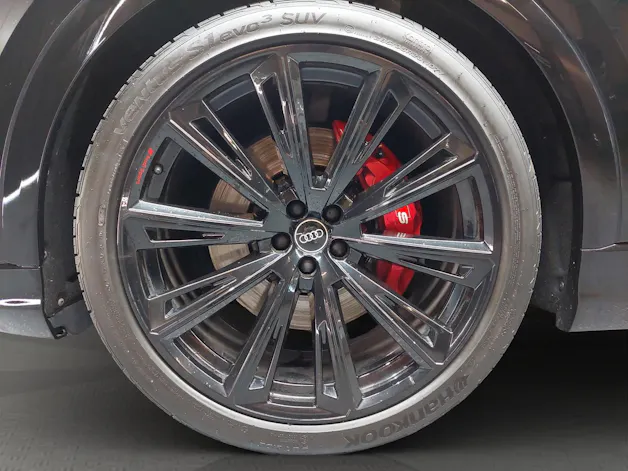 Audi SQ8 TFSI quattro tiptronic