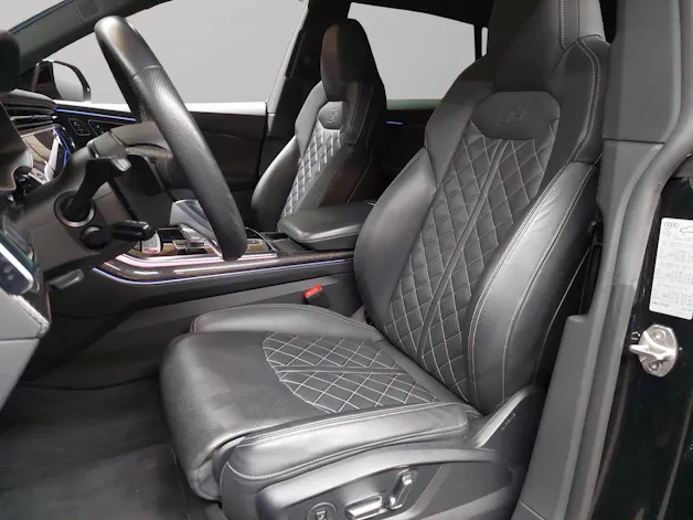 Audi SQ8 TFSI quattro tiptronic