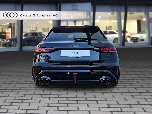 Audi RS3 Sportback 2.5 TSI quattro S-tronic Mythosschwarz Metallic
