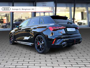 AUDI RS3 Sportback 2.5 TSI quattro S-tronic Mythosschwarz Metallic