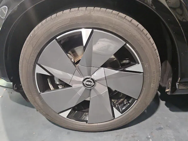 Nissan Ariya 87 kWh e-4orce Evolve Allrad