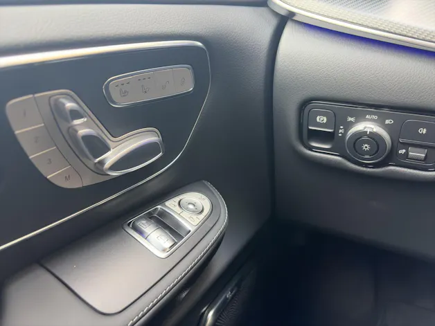 Mercedes-Benz V 300 d lang 4Matic Swiss Edition 9G-Tronic