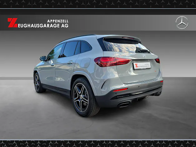 Mercedes-Benz GLA 250 4Matic Swiss Star