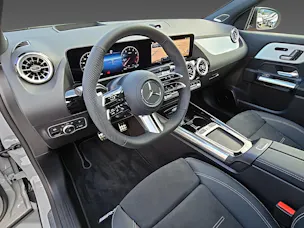 MERCEDES-BENZ GLA 250 4Matic Swiss Star