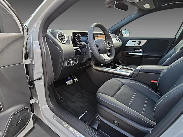 Mercedes-Benz GLA 250 4Matic Swiss Star