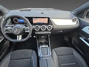 MERCEDES-BENZ GLA 250 4Matic Swiss Star