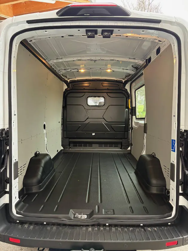 Ford Transit Van 350 L2H2 2.0 EcoBlue 165 Trend