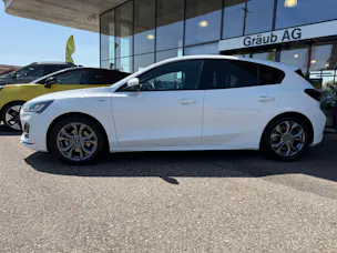 FORD Focus 1.0 MHEV ST-Line X Automat