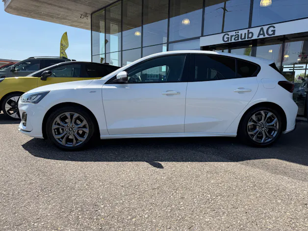 Ford Focus 1.0 MHEV ST-Line X Automat