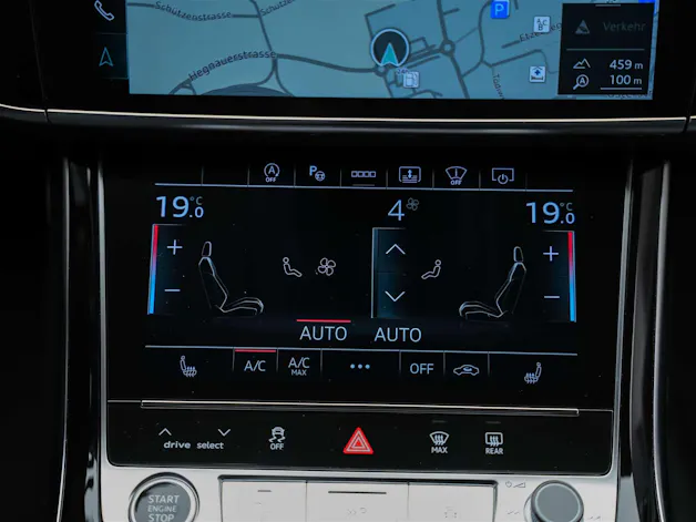 Audi A8 50 TDI quattro tiptronic *22" Felgen*Allradlenkung*Matrix LED*Head Up*