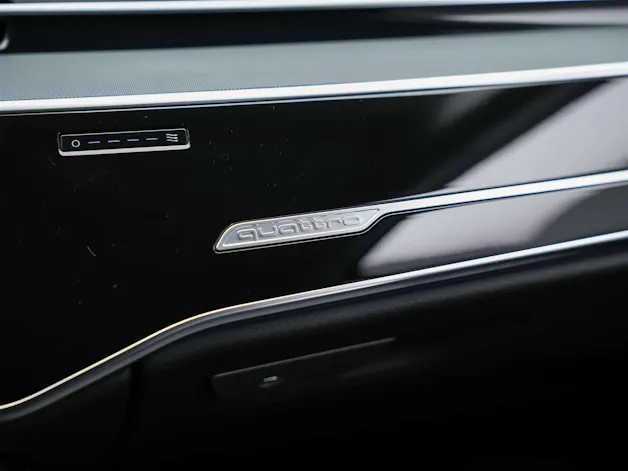Audi A8 50 TDI quattro tiptronic *22" Felgen*Allradlenkung*Matrix LED*Head Up*