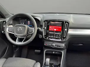 VOLVO XC40 B4 Benzin Mild Hybrid Ultra Black Edition DCT