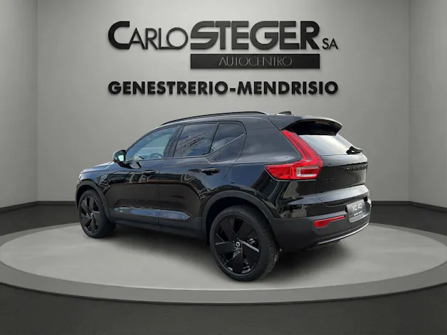 Volvo XC40 B4 Benzin Mild Hybrid Ultra Black Edition DCT