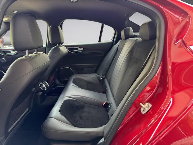 Alfa Romeo Giulia 2.9 V6 Biturbo Quadrifoglio