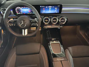 MERCEDES-BENZ CLA 250 4Matic 8G-DCT