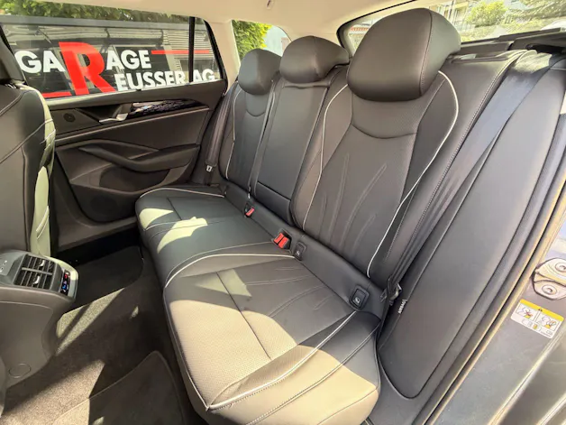 VW Passat Variant 1.5 TSI eHybrid 204 PS Elegance *** WUNDERSCHÖNES FAHRZEUG MIT TOP AUSSTATTUNG !!! ***