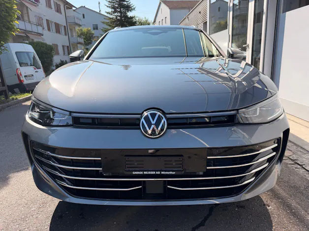 VW Passat Variant 1.5 TSI eHybrid 204 PS Elegance *** WUNDERSCHÖNES FAHRZEUG MIT TOP AUSSTATTUNG !!! ***