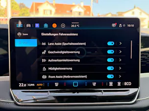 VW Passat Variant 1.5 TSI eHybrid 204 PS Elegance *** WUNDERSCHÖNES FAHRZEUG MIT TOP AUSSTATTUNG !!! ***
