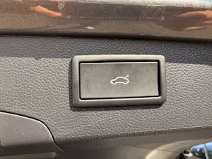 VW Passat Variant 1.5 TSI eHybrid 204 PS Elegance *** WUNDERSCHÖNES FAHRZEUG MIT TOP AUSSTATTUNG !!! ***