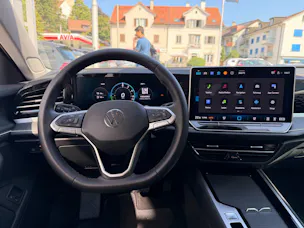 VW Passat Variant 1.5 TSI eHybrid 204 PS Elegance *** WUNDERSCHÖNES FAHRZEUG MIT TOP AUSSTATTUNG !!! ***