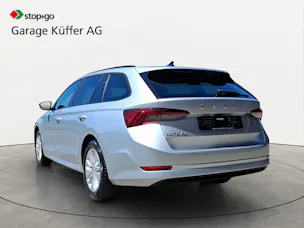 SKODA Octavia Combi 2.0 TDI DSG Ambition 4x4