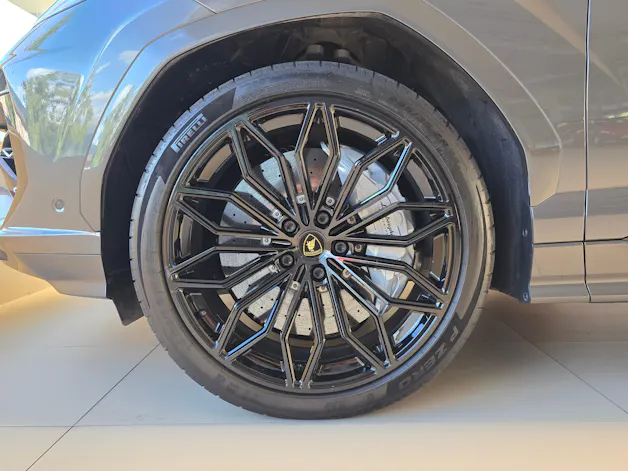 Lamborghini Urus SE