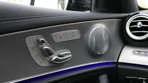MERCEDES-BENZ E 220 d AMG Line