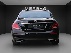 MERCEDES-BENZ E 220 d AMG Line