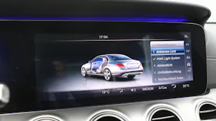 MERCEDES-BENZ E 220 d AMG Line