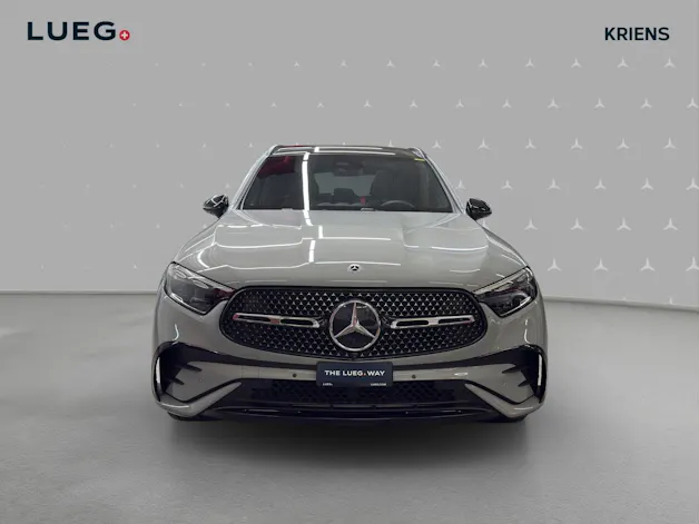Mercedes-Benz GLC 300 4M - AMG / 360 Grad Kamera / Soundsystem / Panorama-Dach