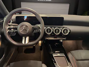 MERCEDES-BENZ A 220 4Matic 8G-DCT