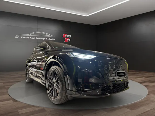 Audi Q4 e-tron SUV quattro performance