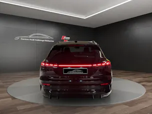 AUDI Q4 e-tron SUV quattro performance