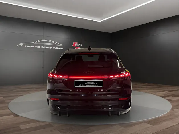 Audi Q4 e-tron SUV quattro performance