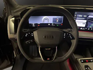 AUDI Q4 e-tron SUV quattro performance
