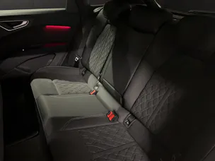 AUDI Q4 e-tron SUV quattro performance