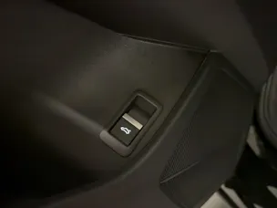 AUDI Q4 e-tron SUV quattro performance