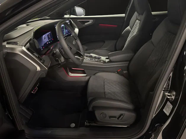 Audi Q4 e-tron SUV quattro performance