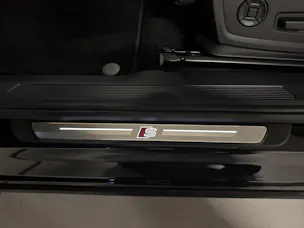 AUDI Q4 e-tron SUV quattro performance