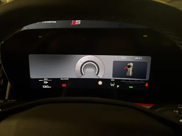 Audi Q4 e-tron SUV quattro performance