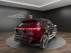 AUDI Q4 e-tron SUV quattro performance