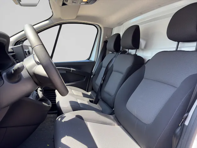 Renault Trafic 2.0 Blue dCi 130 Advance L2H1 EN
