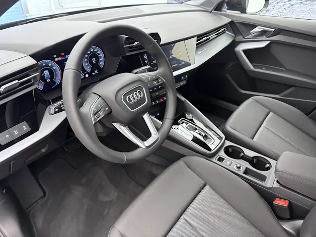 Audi A3 Sportback TFSI 110 kW Attraction S tronic