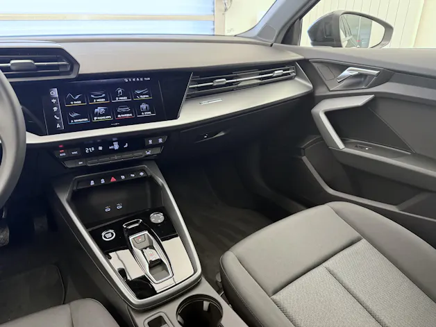 Audi A3 Sportback TFSI 110 kW Attraction S tronic